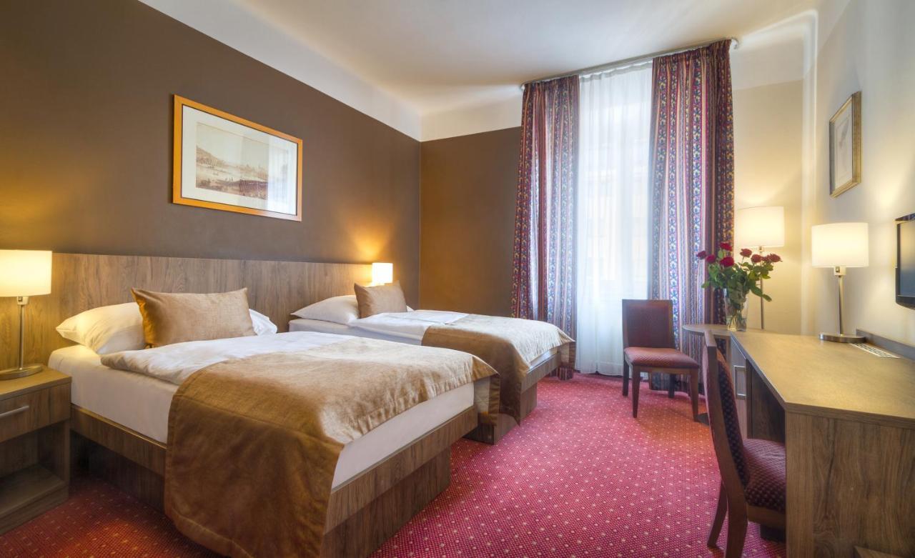 Harmony 3* Prague