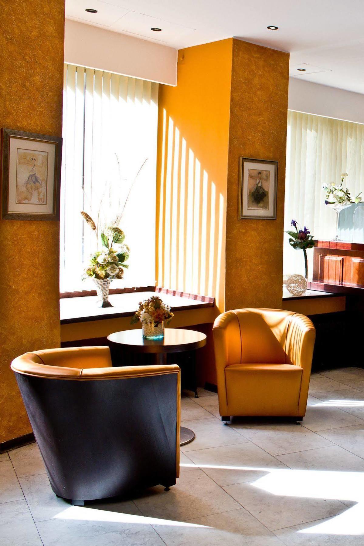Harmony Hotel 3*